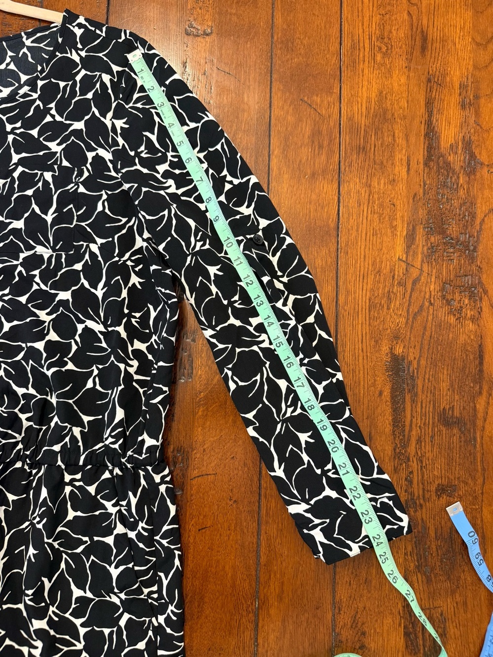 LOFT Black & White Floral Romper | Size 12 - Picture 11 of 11